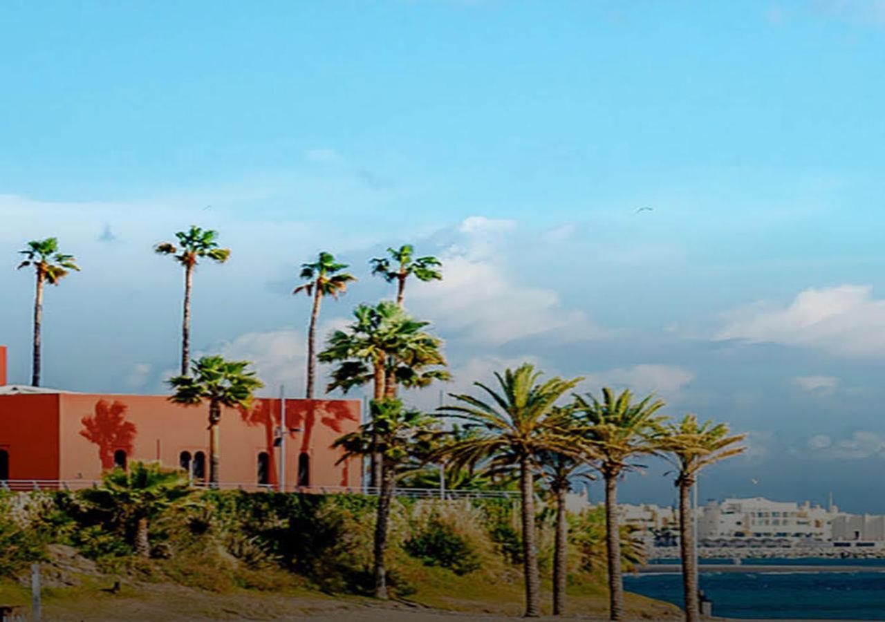 Stunning Penthouse With Sea Views,solarium,pool & Parking Apartment *
