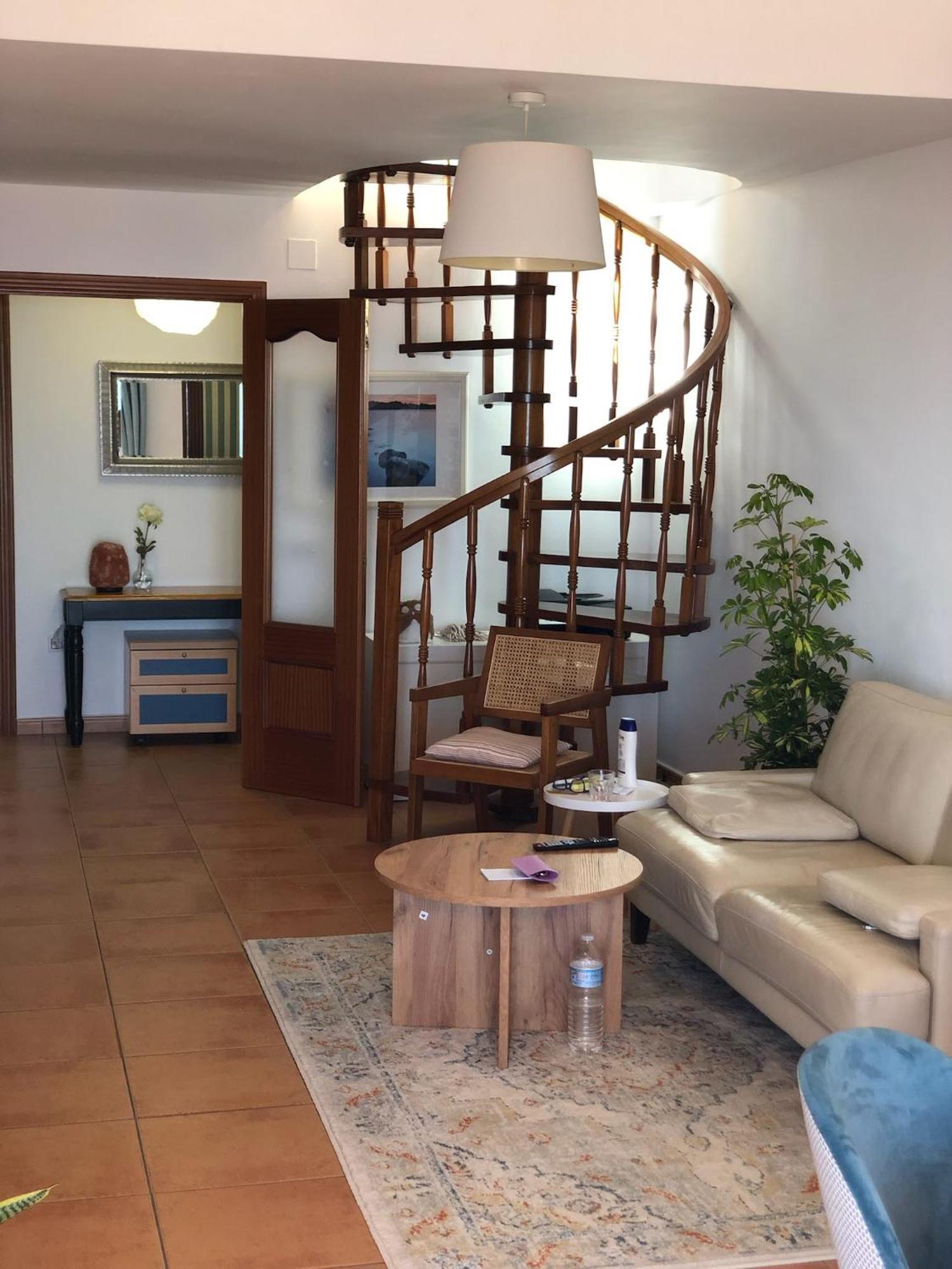 Stunning Penthouse With Sea Views,solarium,pool & Parking
